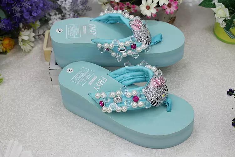 Hello Kitty Flip Flops
